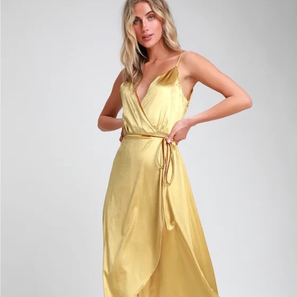 Lulu’s Starlight Starbright Mustard Yellow Velvet High-Low Wrap Dress - NWT - Picture 3 of 6